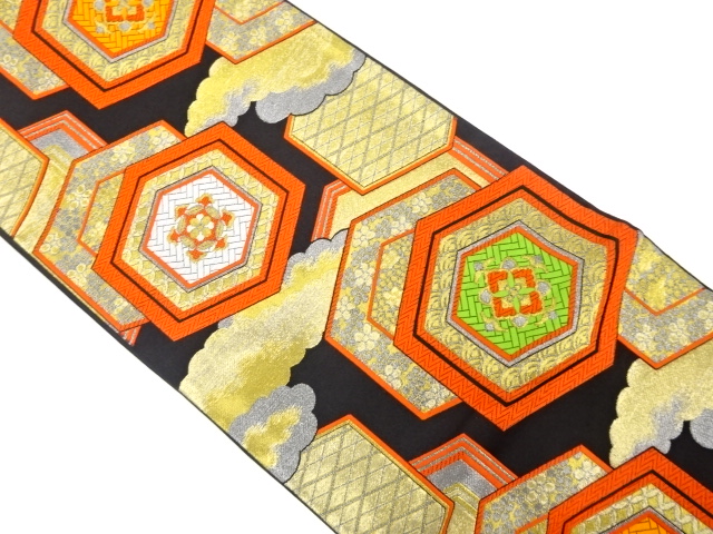 アンティーク　重ね亀甲に雲模様織り出し袋帯（着用可）